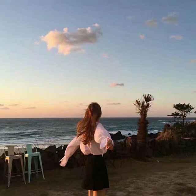 賣萌癥丶的頭像