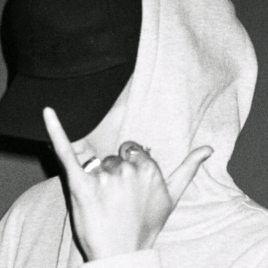 等一人。的頭像