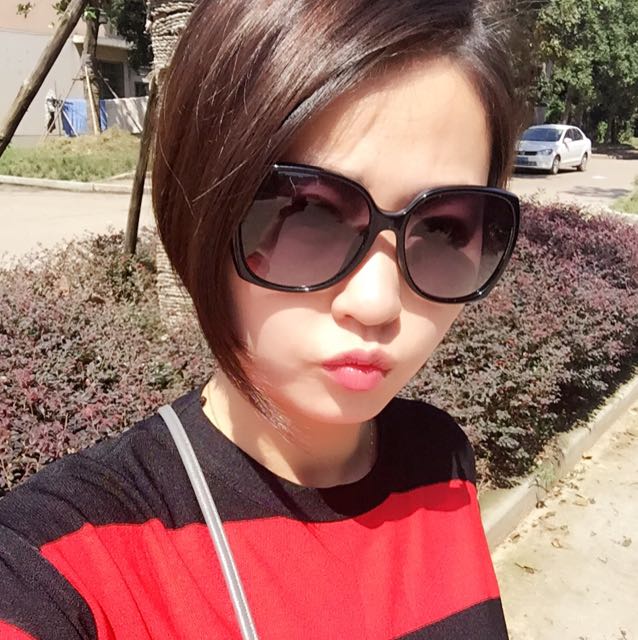 落季抹紅唇的頭像