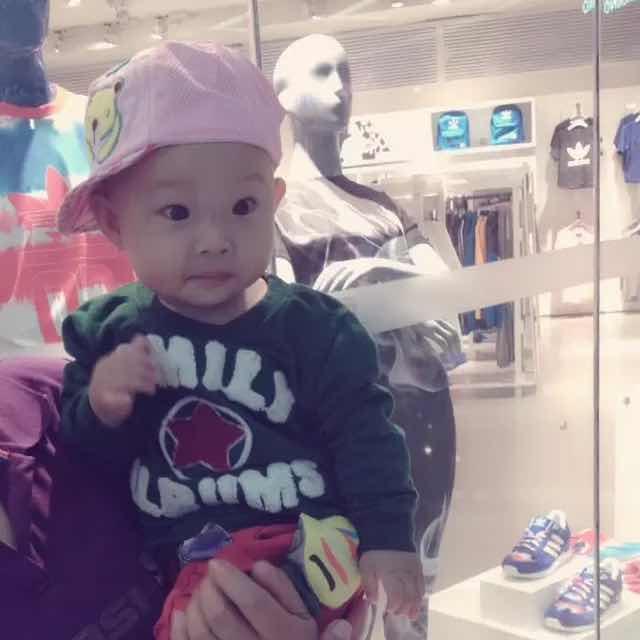 a包包廠家一手貨源批發(fā)零售招代理的頭像