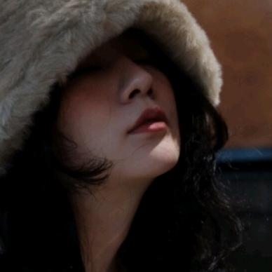 歲歲還能笑的頭像