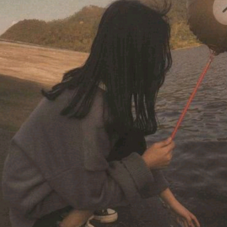 又被拋棄的頭像