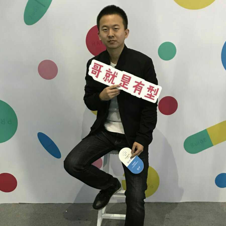 高吉			包頭優(yōu)翼美術(shù)學(xué)校的頭像