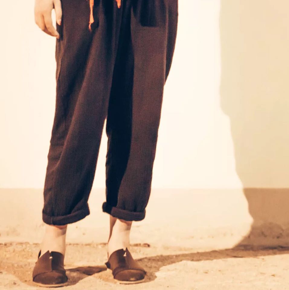 人潮擁擠i的頭像