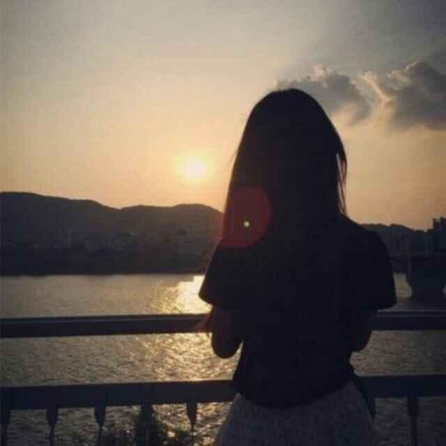 愛詩瀾度的頭像