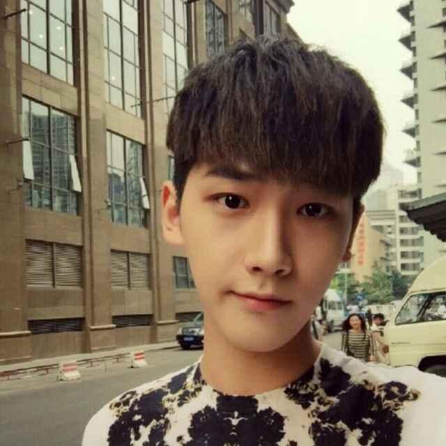 路，終究擦肩而過的頭像