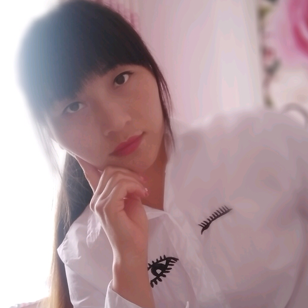 微笑也曾未遮掩過傷痛的頭像