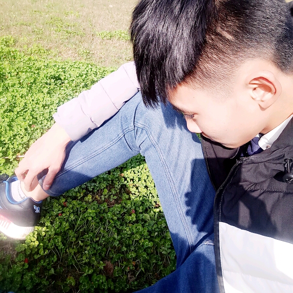 一個不美好的家庭。的頭像