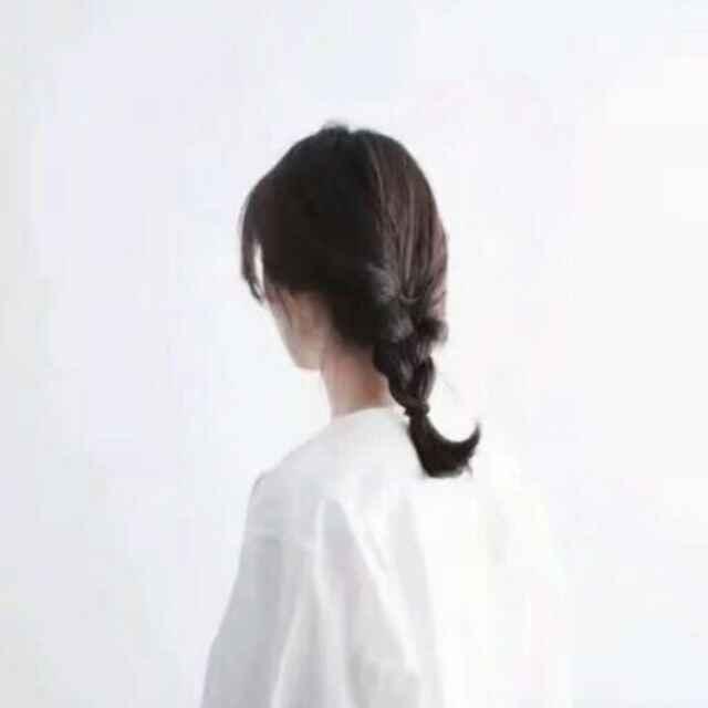 她有公主病我又不是女仆命的頭像