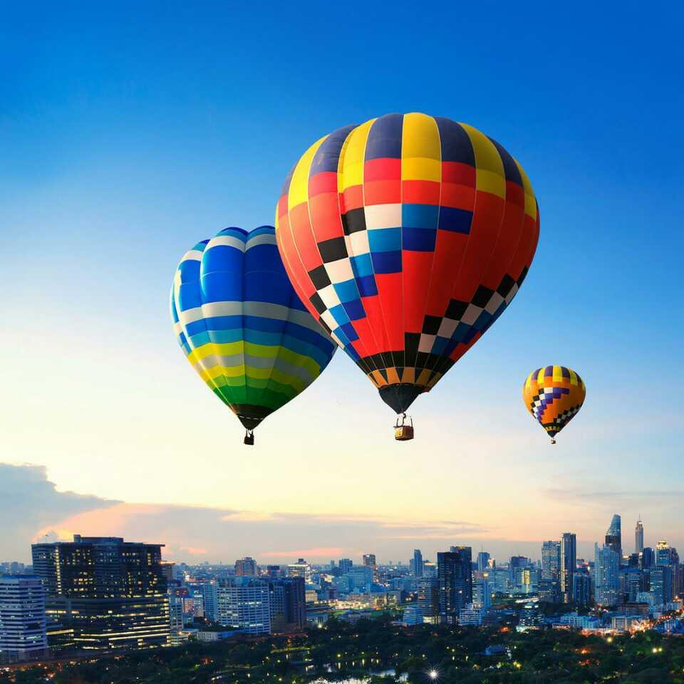 對你微笑.純屬禮貌的頭像