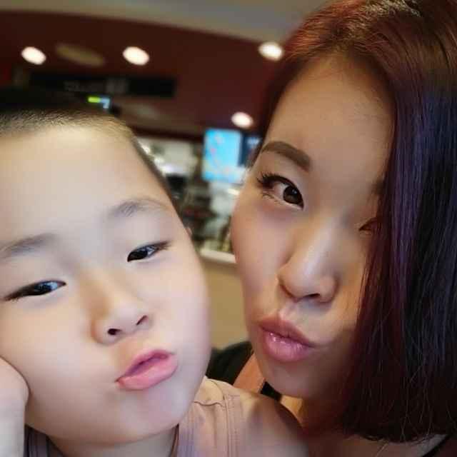 女人丶活出高姿態的頭像