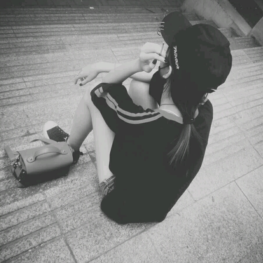 孤獨患者的頭像