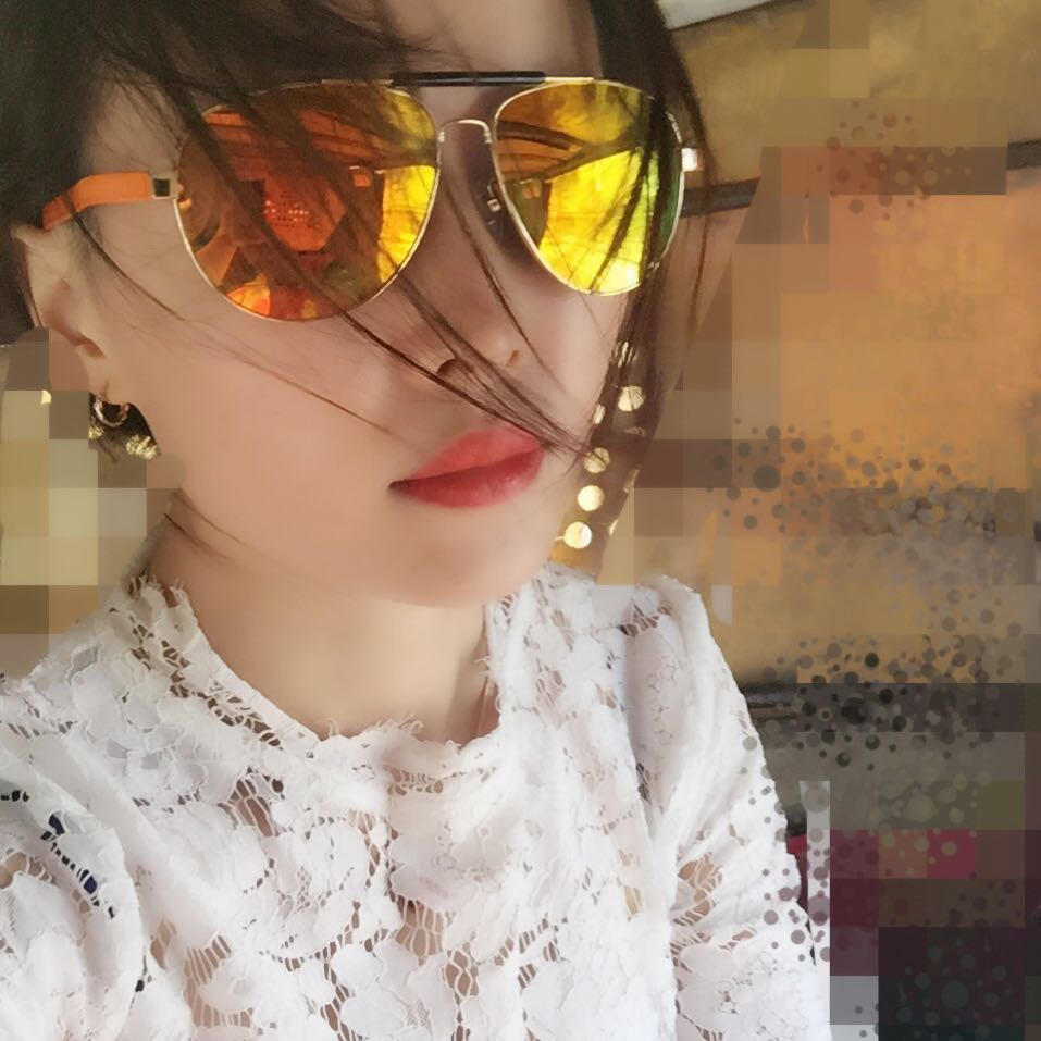     小醜眼眸的頭像