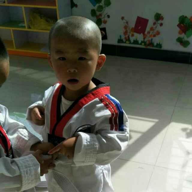 岳天琦~2周9個月的頭像