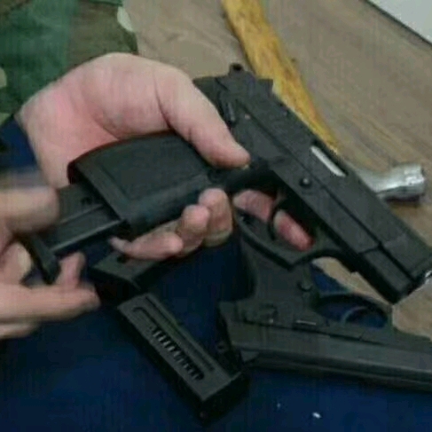 明天會(huì)更好的頭像