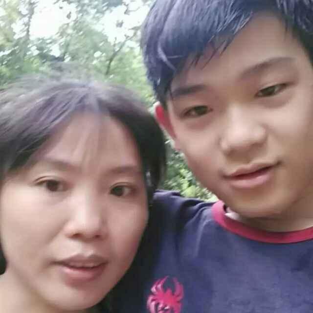 七零年代的頭像